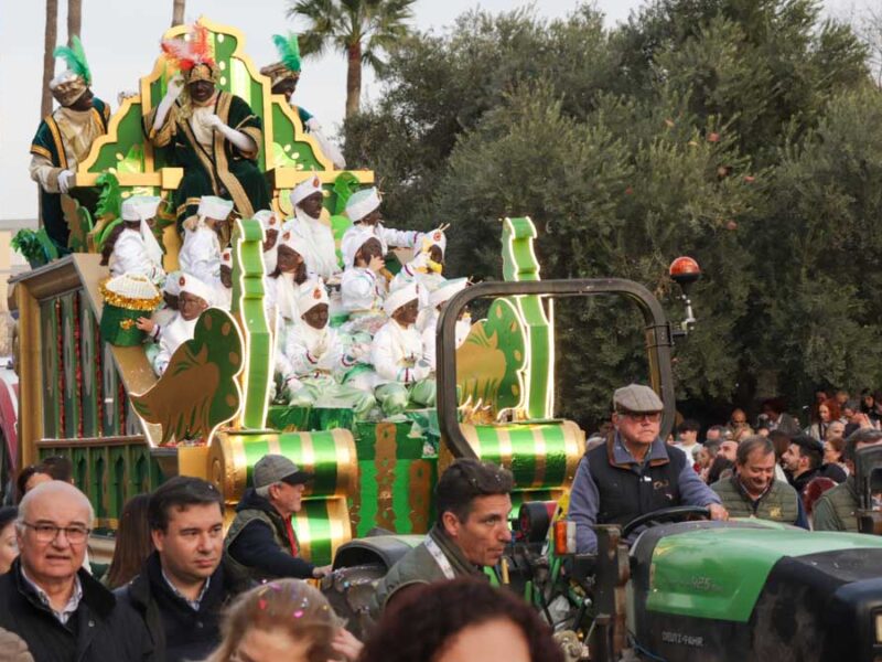 cabalgata reyes magos alcalá 2025
