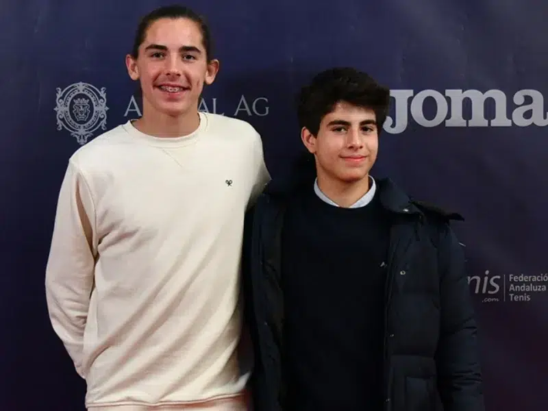 Los tenistas Adam Martín y Pepe García