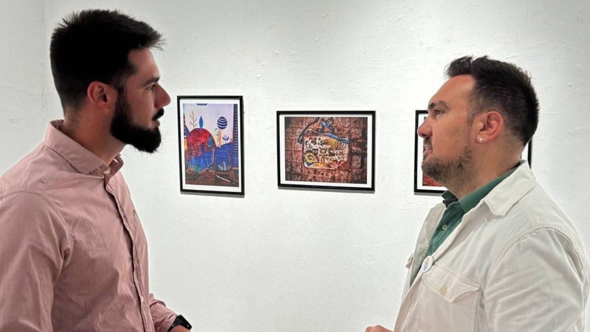 El militar José Ramón Gutiérrez Roldán junto al delegado de Cultura, Christopher Rivas