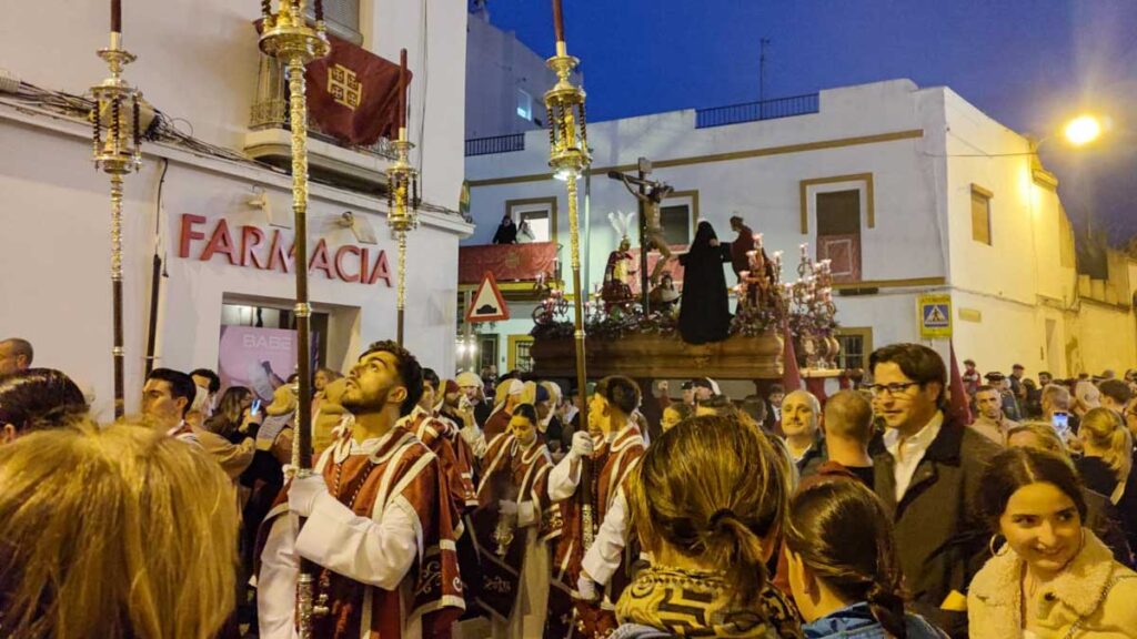 La Tercera Palabra en la calle Herrero para refugiarse en Santiago - Coral Gata