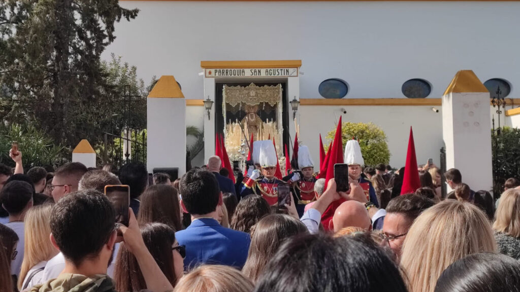 Salida de Nuestra Señora de la Oliva en el Domingo de Ramos de 2025 -  Coral Gata