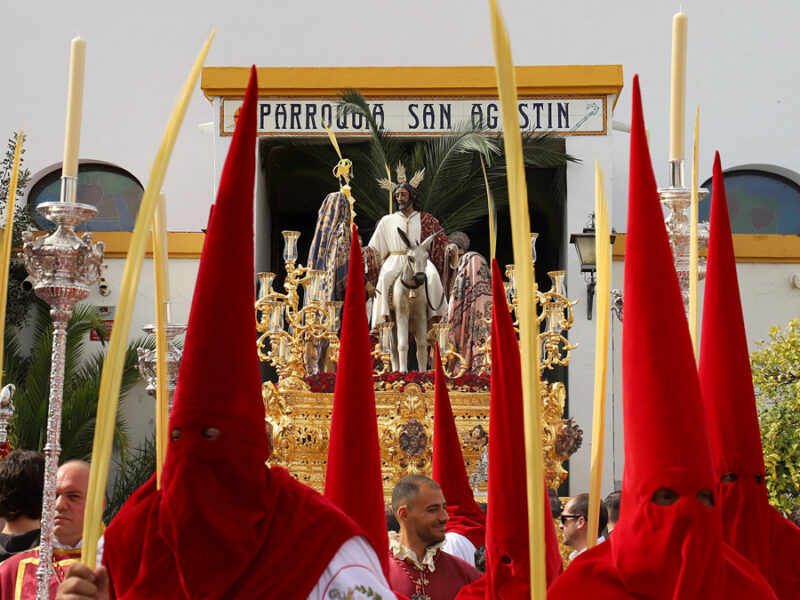 Salida de la Borriquita desde San Agustín - Juan Muñoz