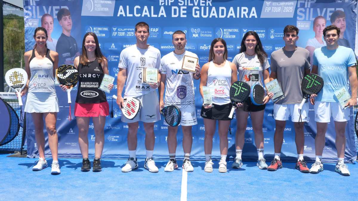 Entrega de trofeos de la nueva edición del FIP Silver Andalucía de pádel. Lva