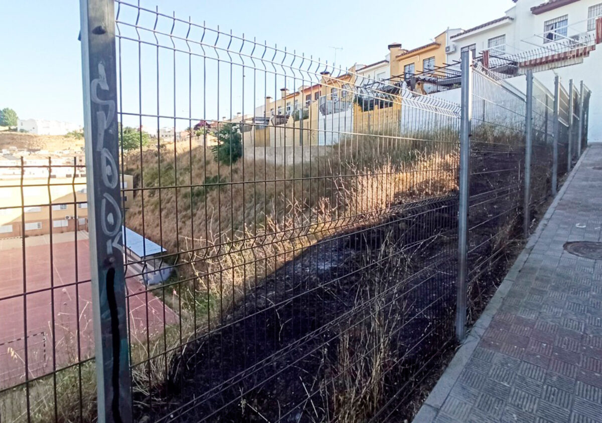 Urbanización Los Caleros.- VOX