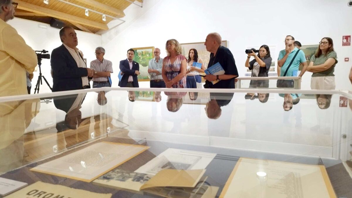 Inauguración de la exposición Alcalá de Guadaíra 100 años de Ciudad en el Museo - F.A.