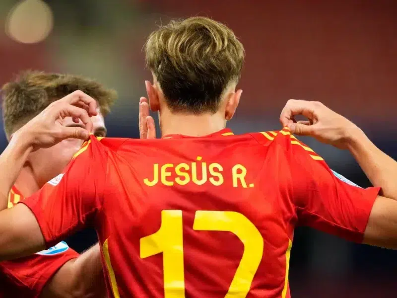 Jesús Rodríguez tras anotar con la Sub 21