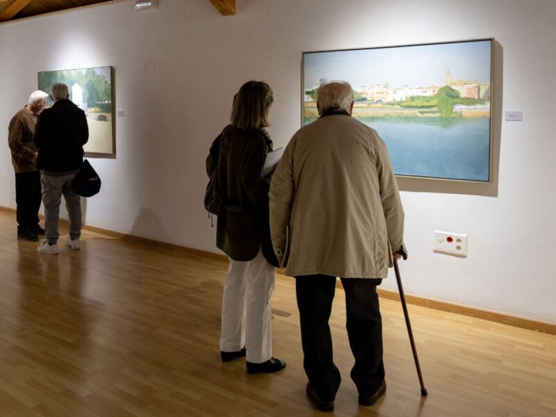 Inauguración de la exposición ‘La luz que todo lo envuelve’ de Rocío Cano