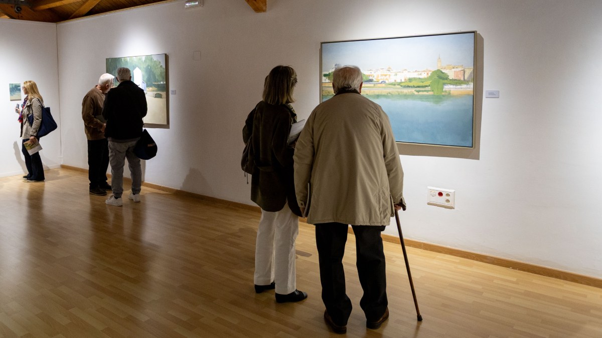 Inauguración de la exposición ‘La luz que todo lo envuelve’ de Rocío Cano