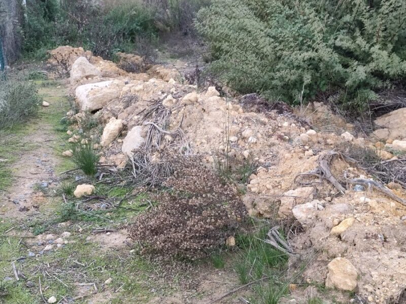 Colada El Zacatín junto instalaciones de EMASESA