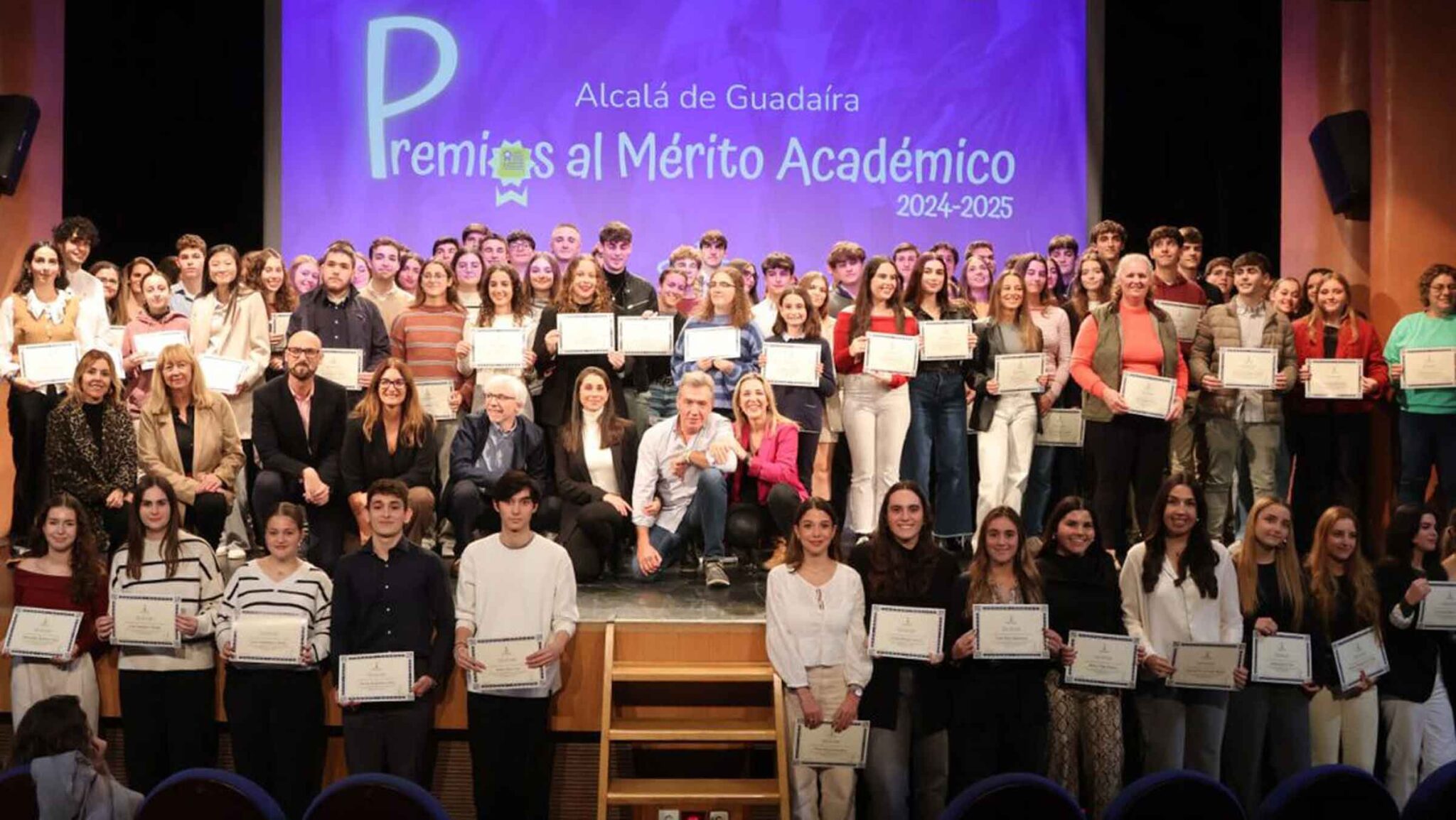 Entregados los Premios al Mérito Académico ‘Ciudad de Alcalá’ 2025-26 ...