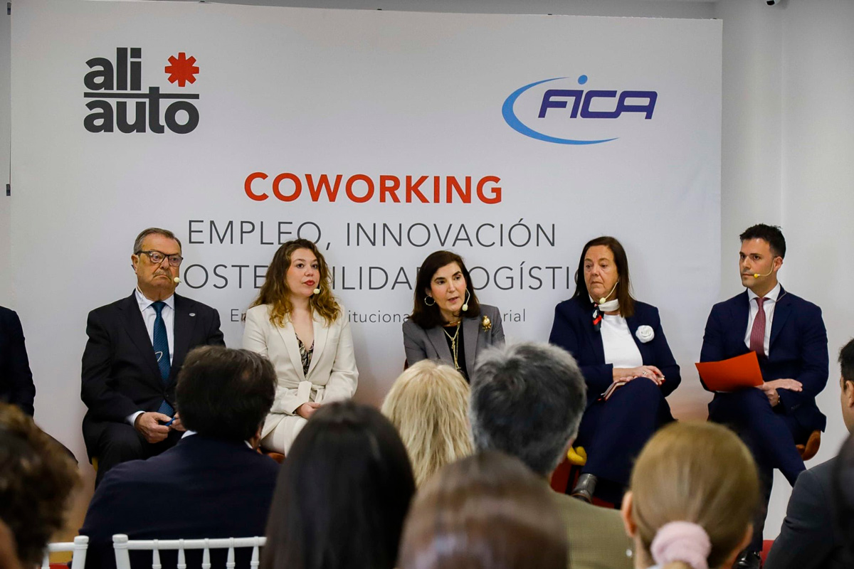 Aliauto reúne a Junta, Ayuntamiento y empresas para analizar el futuro del empleo logístico
