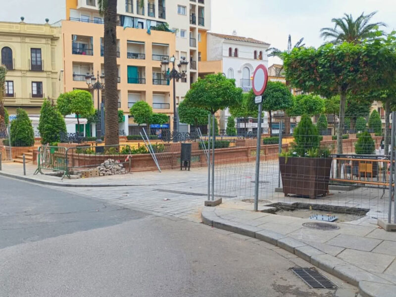 Iniciados los trabajos para el entoldado de La Plazuela