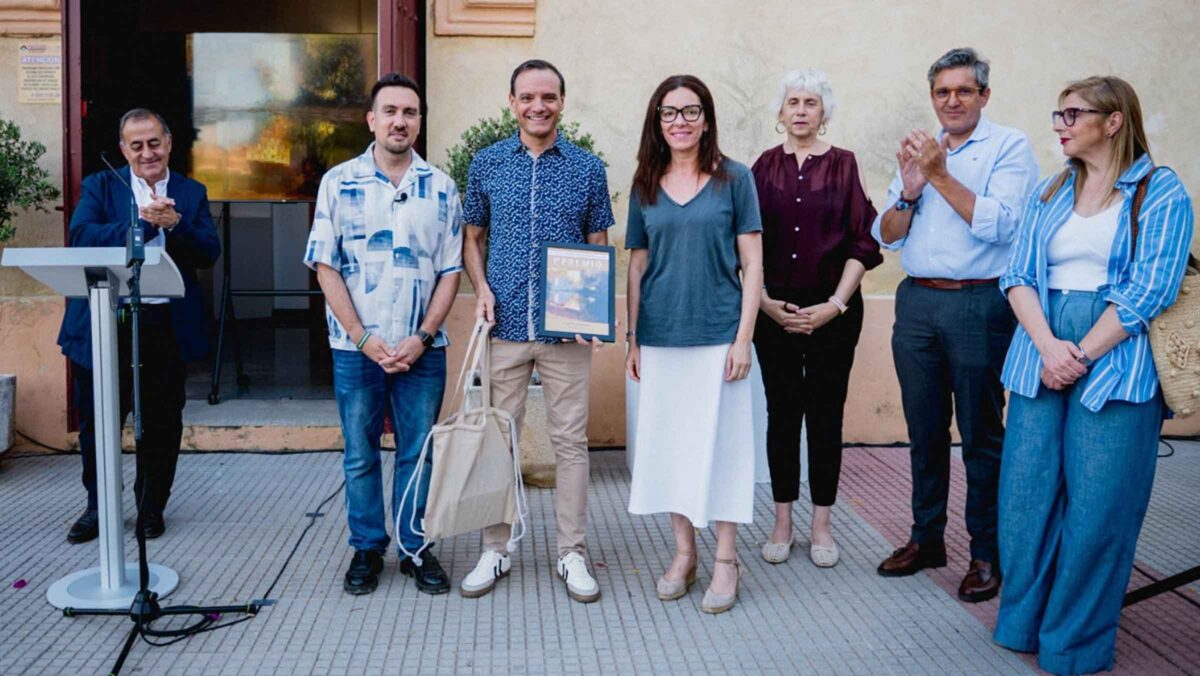 Jorge Rico recibe el primer premio del Concurso Internacional de Pintura de Paisajes de Alcalá
