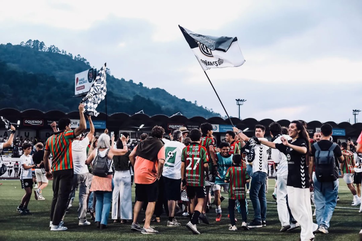 El Club Atlético Central tras la victoria en Asturias