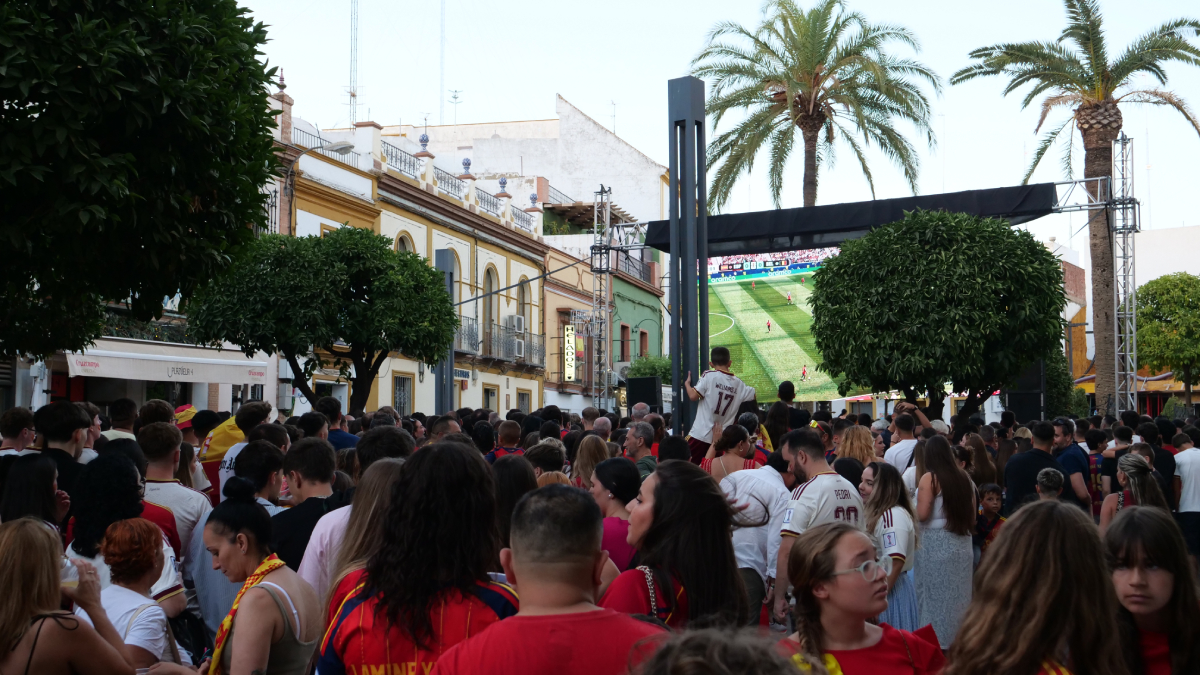 El partido entre España-Bélgica en La Plazuela. - Miriam García